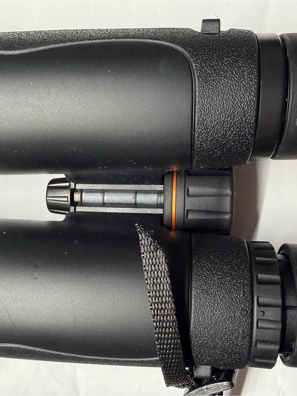 Binoculars - - Picture 2 of 7